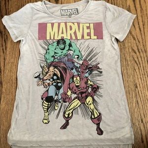 Marvel Short Sleeve Super Hero T Shirt. Size Small